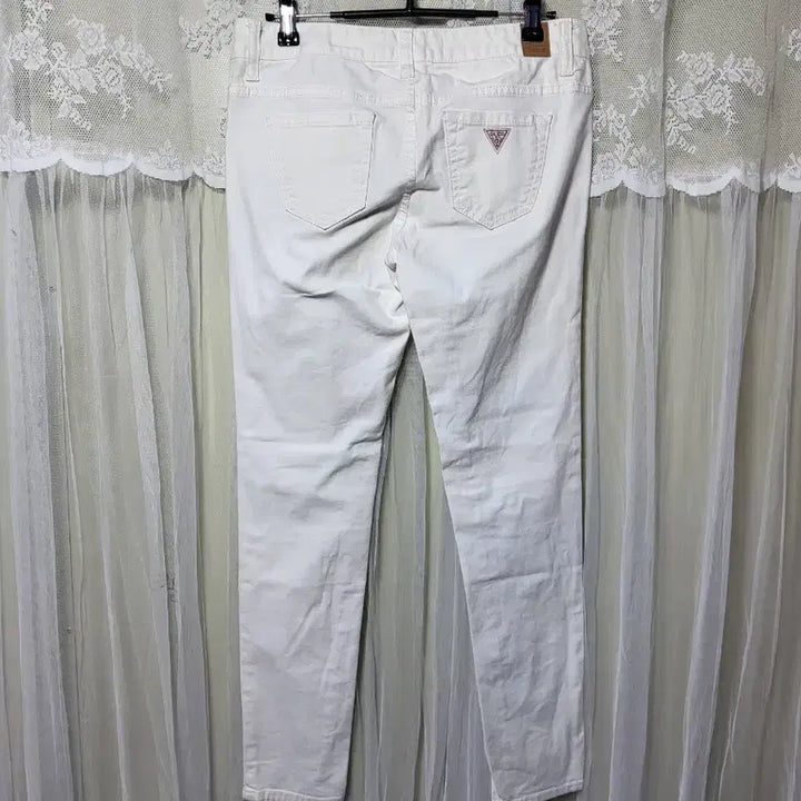 [SOLD OUT] 게스GUESS 여성 화이트 스키니진