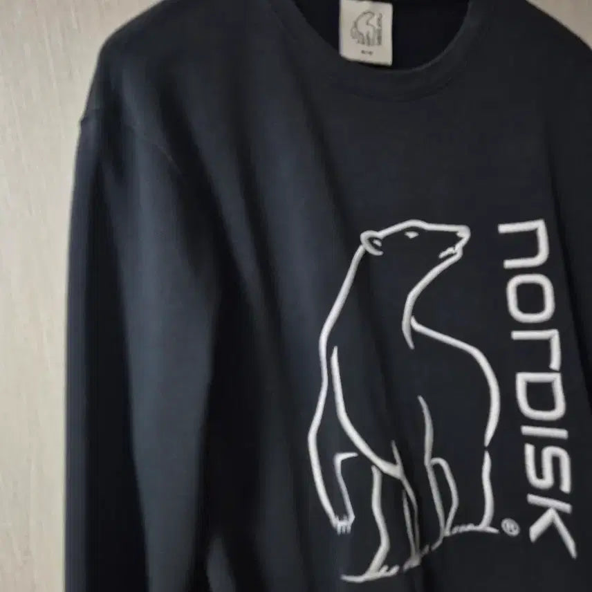 [SOLD OUT] (22년) 노르디스크 빅폴라 베어 맨투맨 티셔츠 블랙 M
