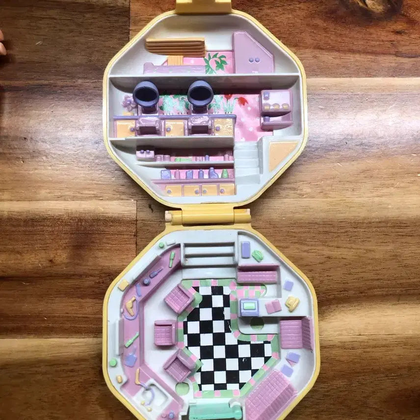 [BUNJANG] Polly Pocket Hair Salon Vintage Set / 폴리포켓 헤어살롱 빈티지 고전