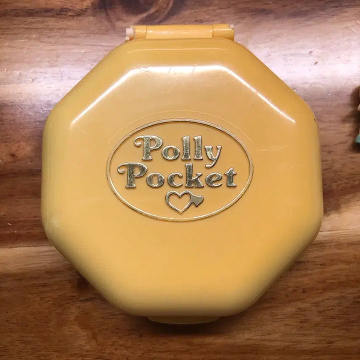 [BUNJANG] Polly Pocket Hair Salon Vintage Set / 폴리포켓 헤어살롱 빈티지 고전