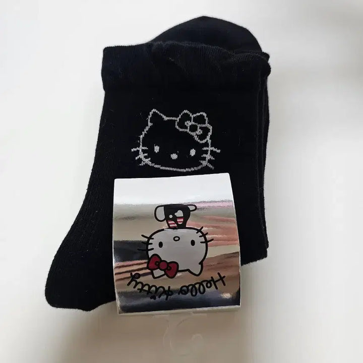 [SOLD OUT] 헬로키티 검정색 양말 여성용