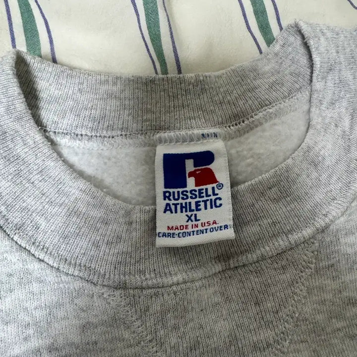 [SOLD OUT] [XL] 90s USA 빈티지 러셀 스웻