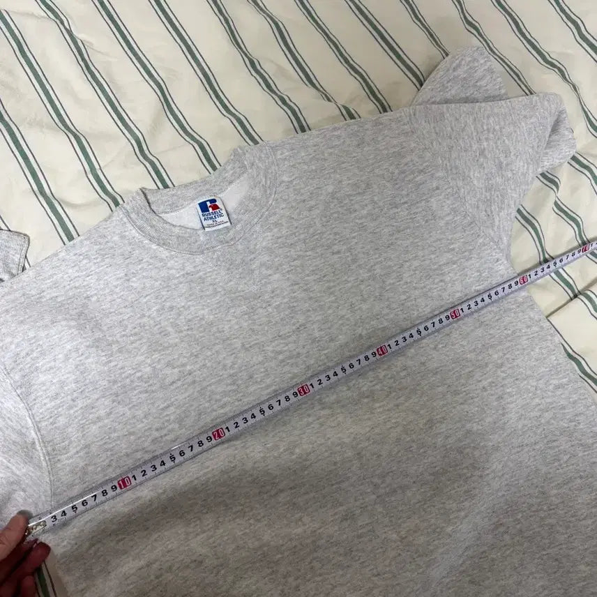 [SOLD OUT] [XL] 90s USA 빈티지 러셀 스웻