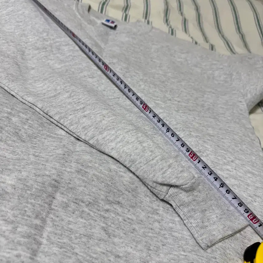 [SOLD OUT] [XL] 90s USA 빈티지 러셀 스웻