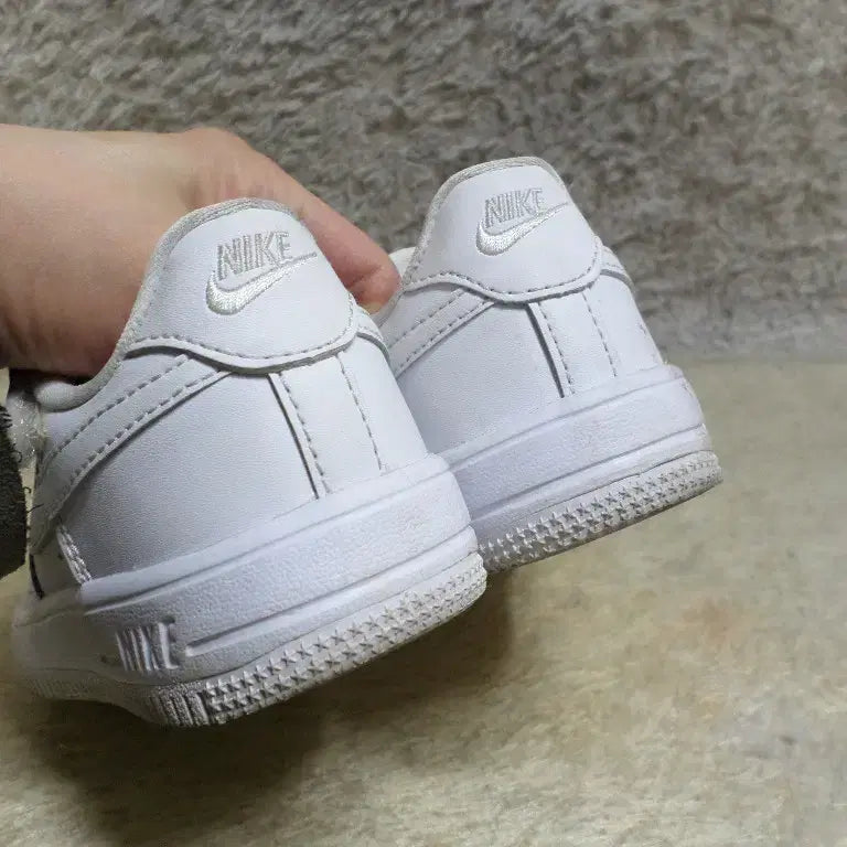 [BUNJANG] Nike Air Force 1 Low White Kids Sneakers / 후루룩구제 170 나이키 에어포스1 로우 화이트 키즈 아동화 주니어