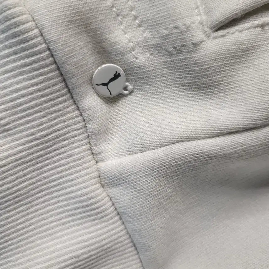 [BUNJANG] Puma White Hooded Zip-up Jacket / 푸마의 매력적인 화이트 후드집업
