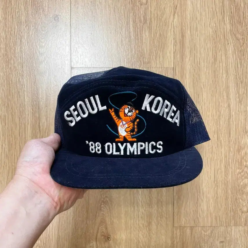 [BUNJANG] Seoul Olympic Hodori Vintage Trucker Hat / 1주할인 88올림픽 서울올림픽 호돌이 빈티지모자 트러커햇 트러커캡 매쉬캡