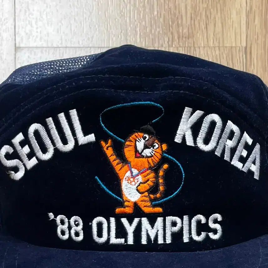 [BUNJANG] Seoul Olympic Hodori Vintage Trucker Hat / 1주할인 88올림픽 서울올림픽 호돌이 빈티지모자 트러커햇 트러커캡 매쉬캡