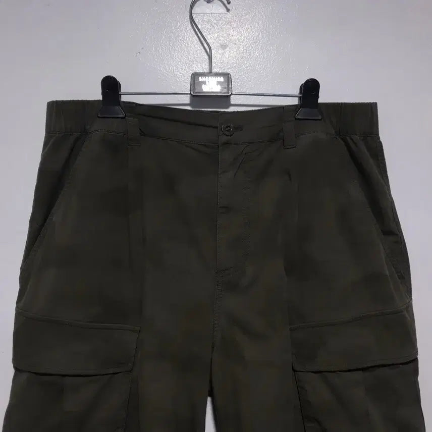 [BUNJANG] New Era Ripstop Cargo Pants Camo Khaki 2XL / 2XL 뉴에라 신형 오리지네이터스 립스탑 카고 팬츠 카모 카키