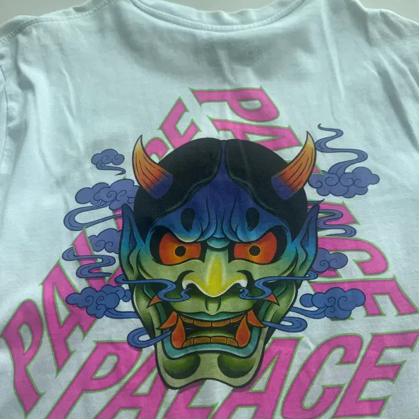 [BUNJANG] Palace Demon P3 T-shirt White XL / 팔라스 데몬 P3 반팔 티셔츠 화이트 xl