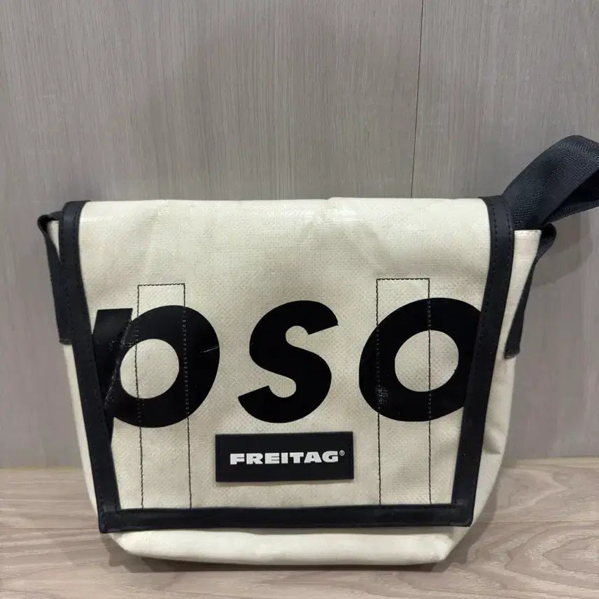 [SOLD OUT] 프라이탁 라씨