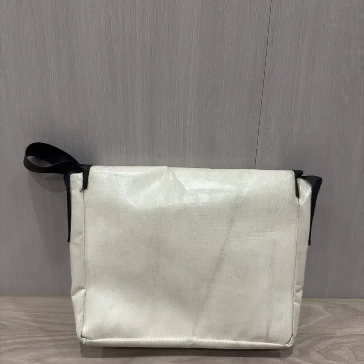 [SOLD OUT] 프라이탁 라씨