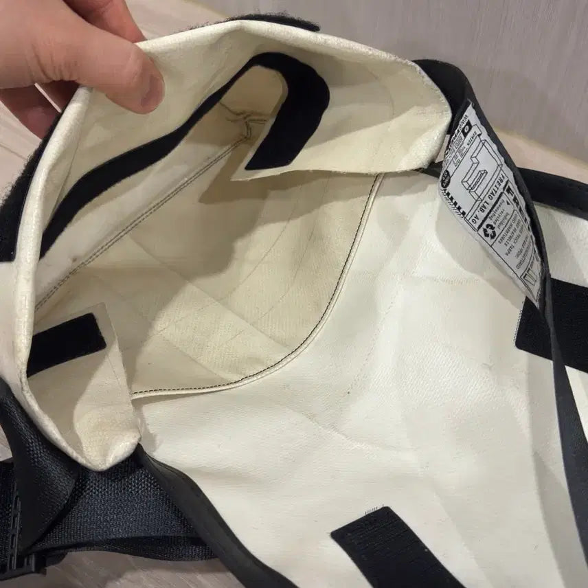 [SOLD OUT] 프라이탁 라씨