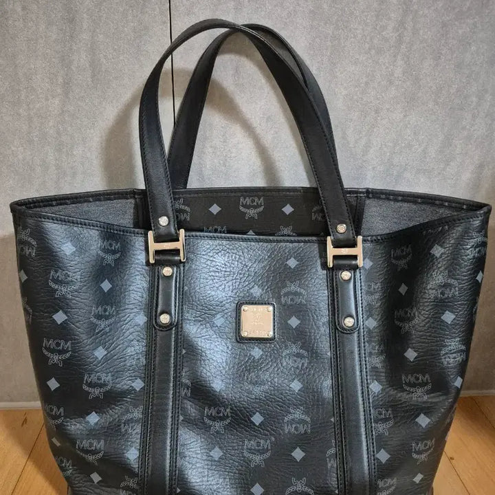 [SOLD OUT] [BUNJANG] MCM Logo Shopper Tote Bag / MCM 블랙 로고 쇼퍼백 토트백