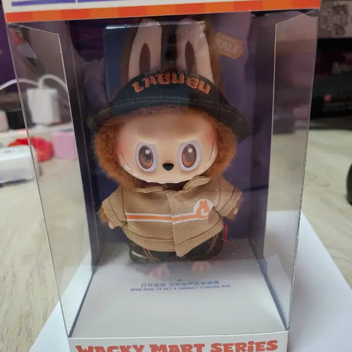[BUNJANG] Pop Mart Labubu Convenience Store Manager Sealed / 팝마트 라부부 편의점 점장 미개봉 판매