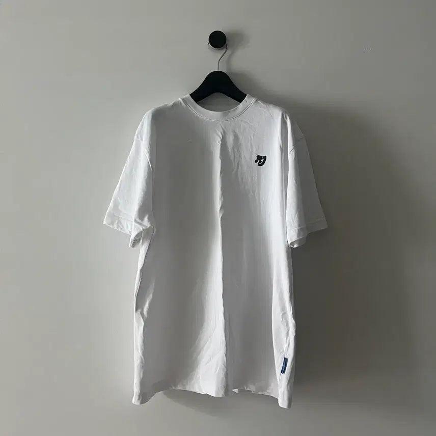 [BUNJANG] NewJeans Hiroshi Fujiwara Collaboration T-shirt / 뉴진스 후지와라 히로시 콜라보 티셔츠