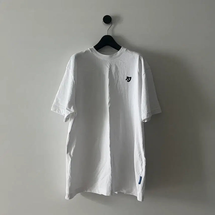 [BUNJANG] NewJeans Hiroshi Fujiwara Collaboration T-shirt / 뉴진스 후지와라 히로시 콜라보 티셔츠