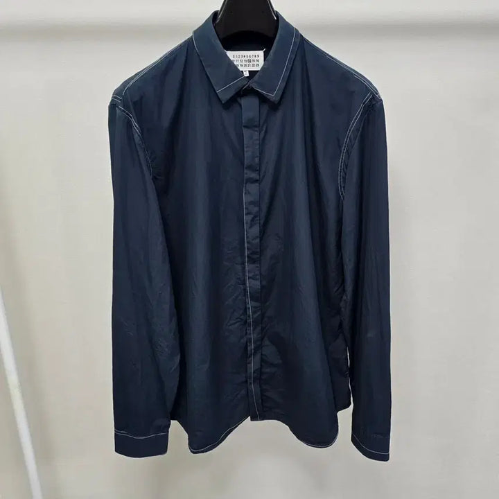 [SOLD OUT] 메종 마르지엘라 백로고 스티치 셔츠 43사이즈 판매