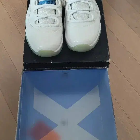 [BUNJANG] Air Jordan 11 Retro Legend Blue 2014 (280mm) / 조던 11 레전드블루 2014 (280사이즈)