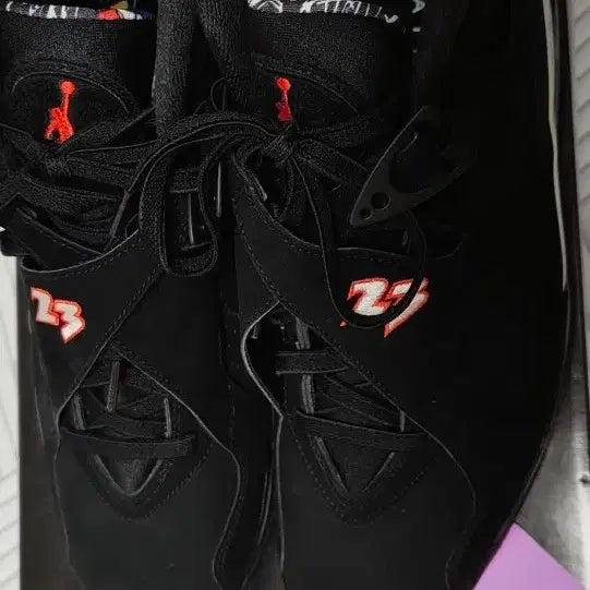 [BUNJANG] Air Jordan 8 Playoffs 2023 Size 285 / 조던8 플레이오프 2023 (285)