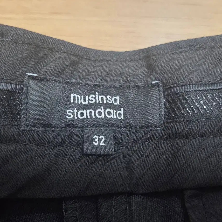 [BUNJANG] Musinsa Standard Wool Blend Semi Wide Hidden Banding Slacks Charcoal / 32] 무신사스탠다드 울 블렌드 세미 와이드 히든 밴딩 슬랙스 [차콜 그