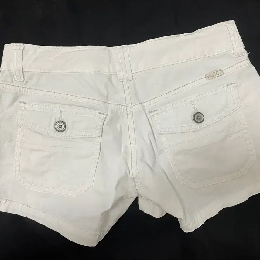 [BUNJANG] Unionbay Low Button Short Pants White 28 / 유니온베이 로우 버튼 숏팬츠 화이트 28