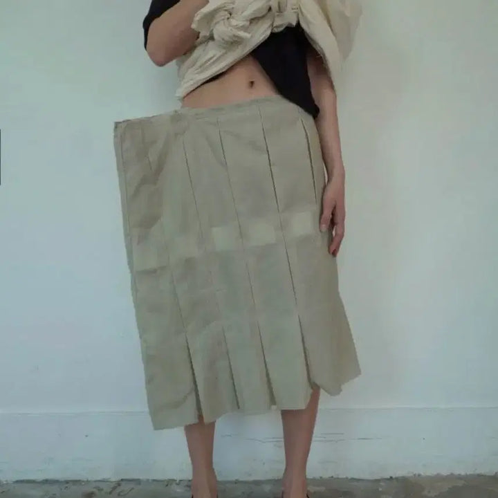 [BUNJANG] Eongs STTS Pleats Skirt - Size 2 / (새상품) 에옹쓰 STTS Pleats Skirt 사이즈2