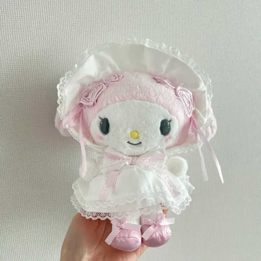 [BUNJANG] Sanrio My Melody White Frill Wedding Plush Doll / 산리오 화이트프릴 웨딩 마이멜로디 누이 인형