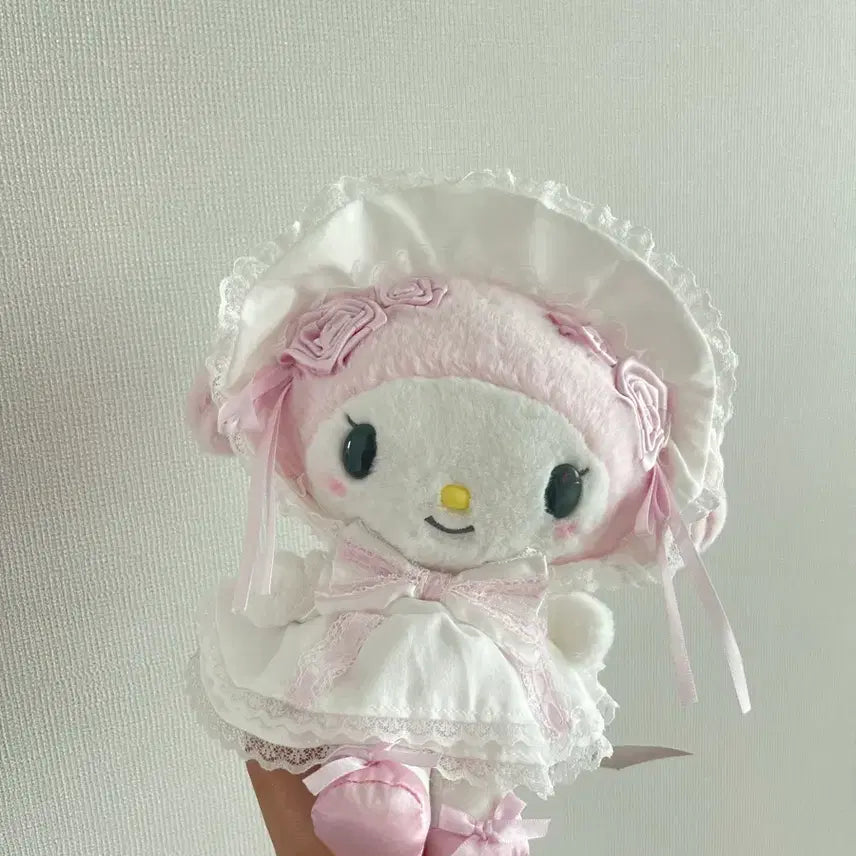 [BUNJANG] Sanrio My Melody White Frill Wedding Plush Doll / 산리오 화이트프릴 웨딩 마이멜로디 누이 인형