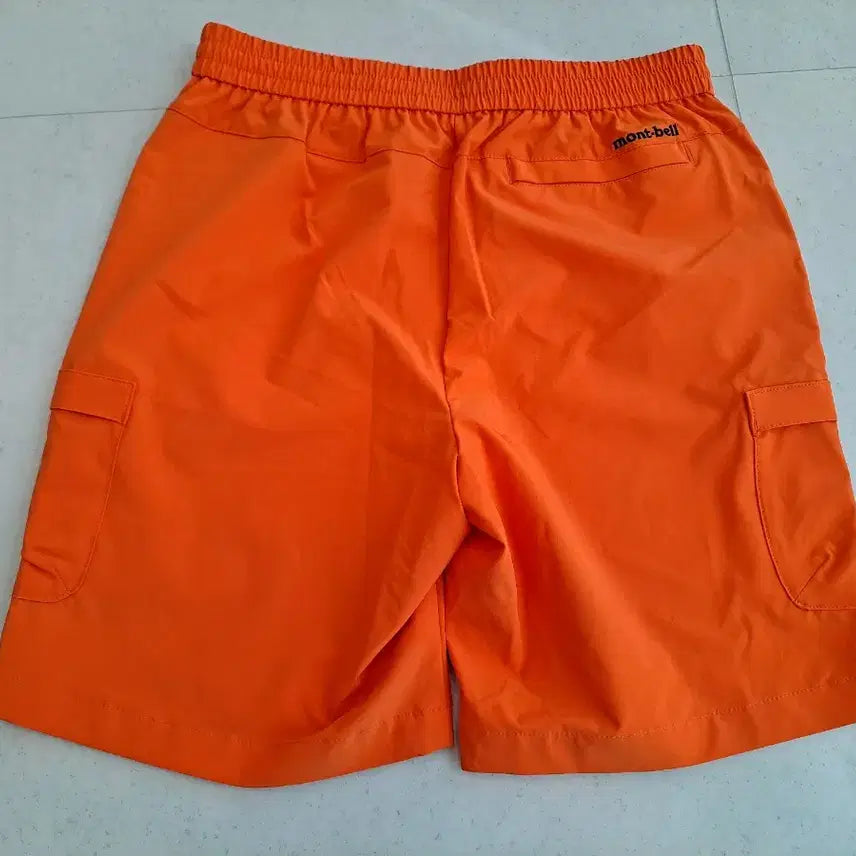 [BUNJANG] Montbell Orange Cargo Shorts / 몽벨 오렌지색 반바지 카고바지 스타일