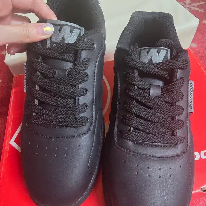 [BUNJANG] World Cup Black Sneakers / 월드컵 블랙 스니커즈 운동화