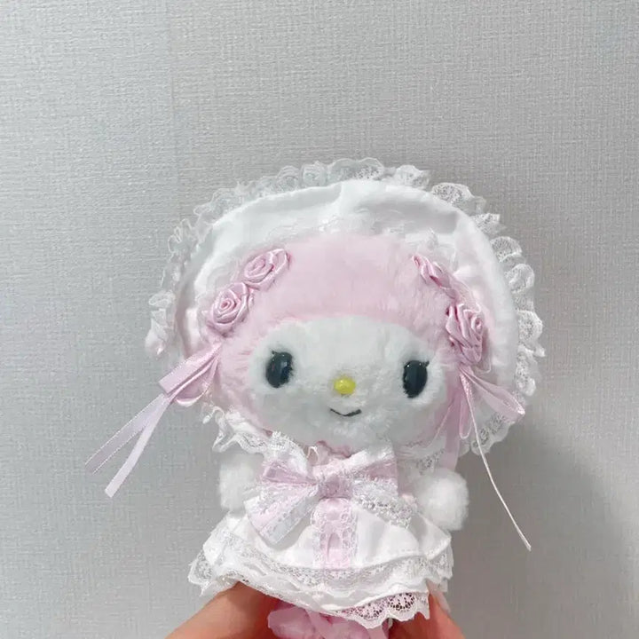 [BUNJANG] Sanrio My Melody White Frill Wedding Mascot Keyring / 산리오 화이트프릴 웨딩 마이멜로디 마스코트 인형 키링
