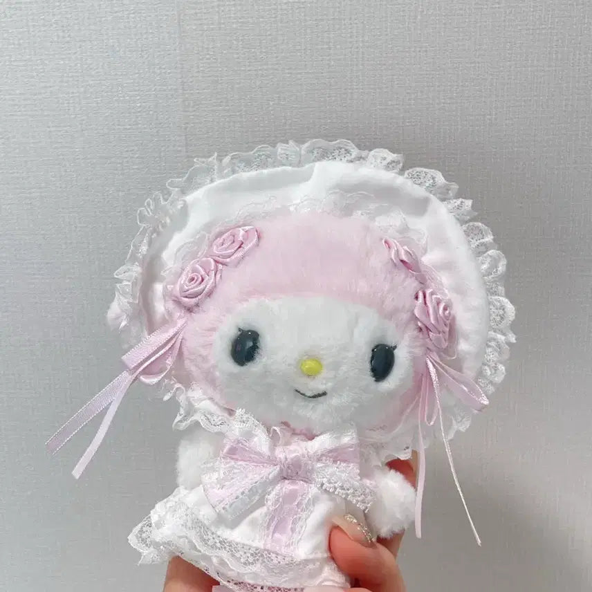 [BUNJANG] Sanrio My Melody White Frill Wedding Mascot Keyring / 산리오 화이트프릴 웨딩 마이멜로디 마스코트 인형 키링