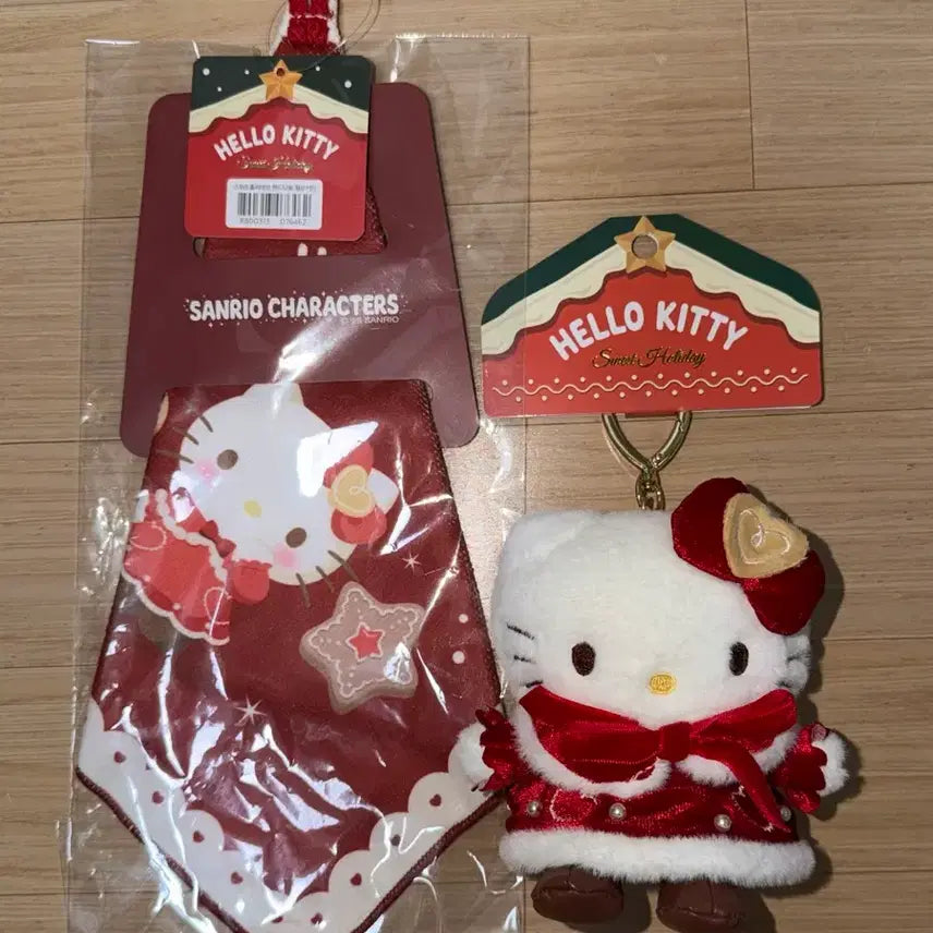 [BUNJANG] Sanrio Holiday Pop-up Limited Edition Hello Kitty Doll Keyring &amp; Towel Set / 산리오 홀리데이 성수팝업 한정판 헬로키티 인형키링&amp;타올 새상품