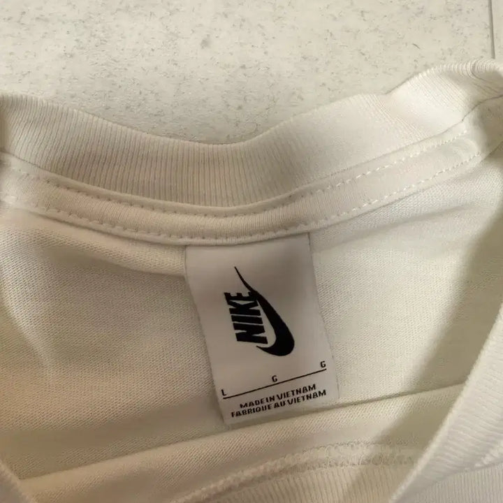 [BUNJANG] Stussy Nike T-shirt (White) - Size L / 스투시 나이키 반팔 라지