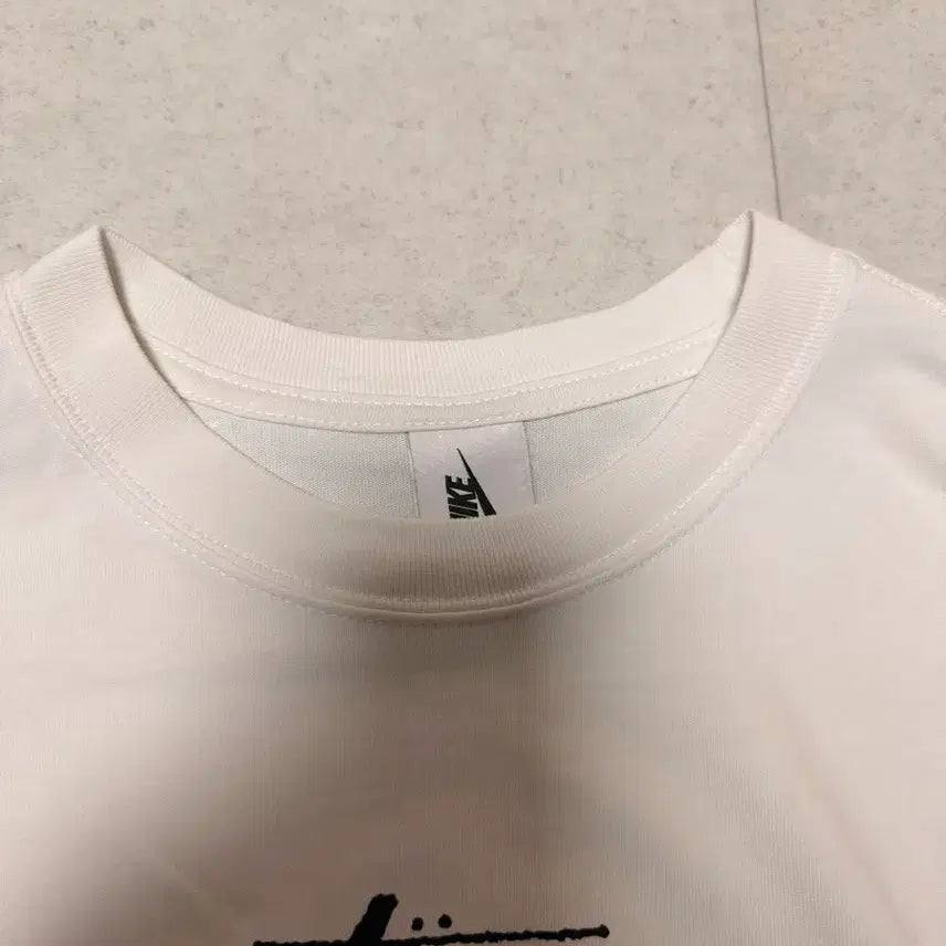 [BUNJANG] Stussy Nike T-shirt (White) - Size L / 스투시 나이키 반팔 라지