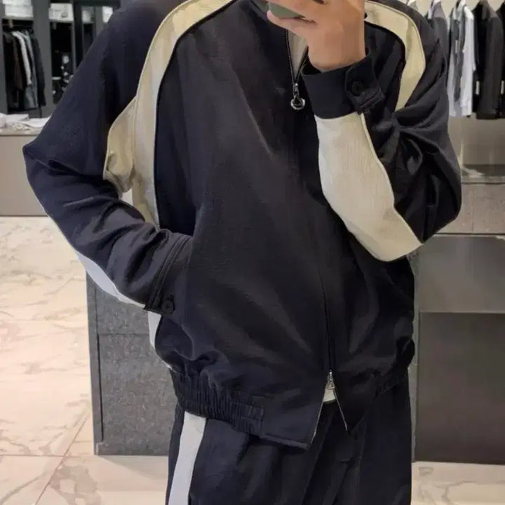 [BUNJANG] Solid Homme 26SS Navy Contrast Track Set / [48] 솔리드옴므 26SS 네이비 컨트래스트 트랙 상의 48