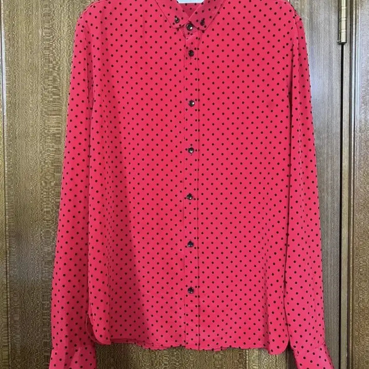 [BUNJANG] Saint Laurent 21AW Red Dot Silk Shirt (Worn by BTS Jin) / [BTS 진님 착용] 생로랑 21AW 레드 도트 실크 셔츠