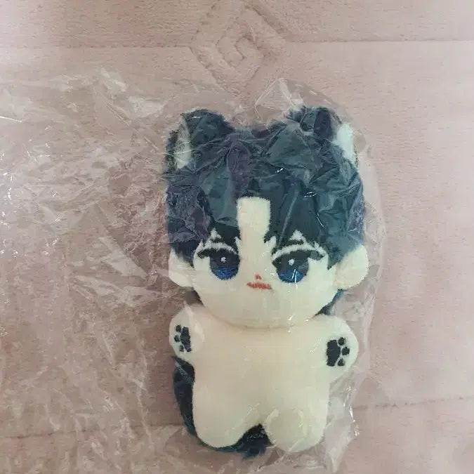 [BUNJANG] Debut or Die 5cm Ryu Chungwoo Plush Doll / 데못죽 솜인형 뽀슬별 5cm 뽀슬청우 류청우