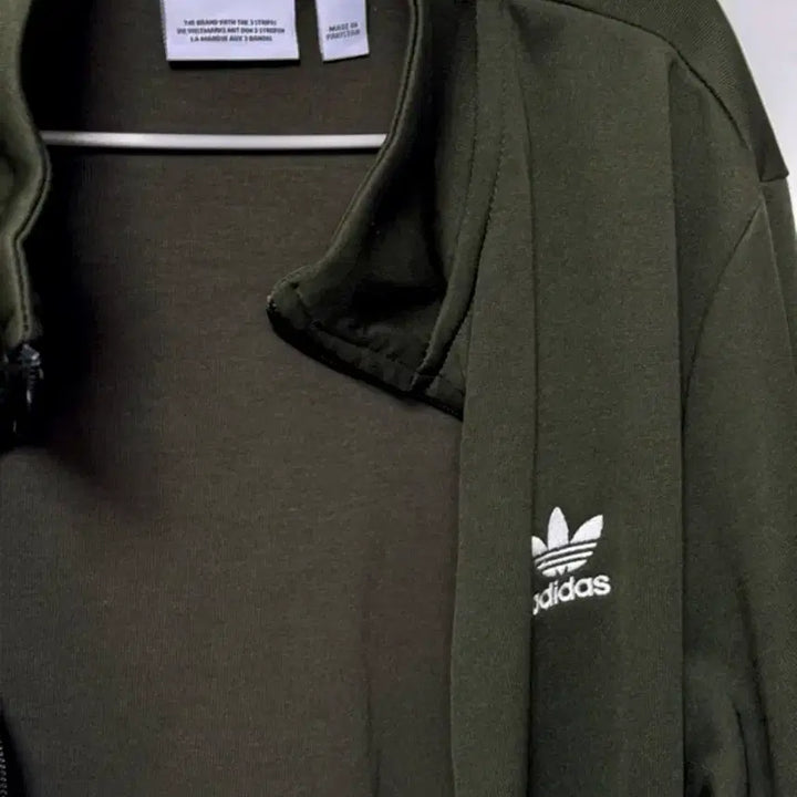 [BUNJANG] Adidas Essential Track Top Khaki L / 아디다스 에센셜 트랙탑 카키색 L사이즈