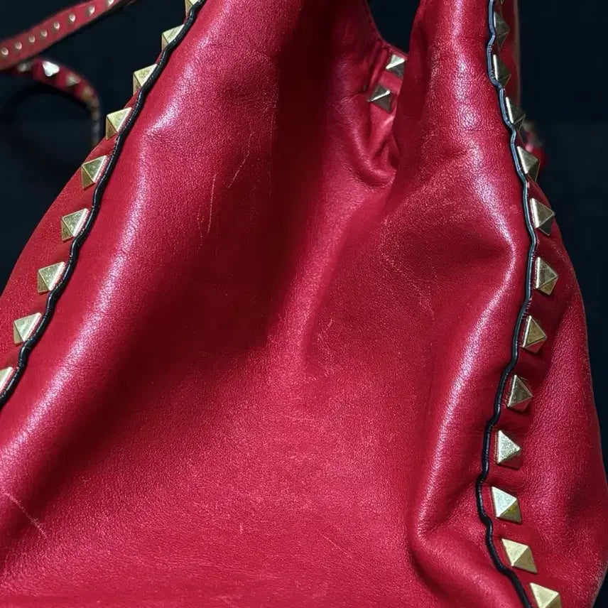 [BUNJANG] Valentino Garavani Rockstud Red Tote Bag / (정품) 발렌티노 가라바니 락스터드 레드 토트백 숄더백 2way 미디엄