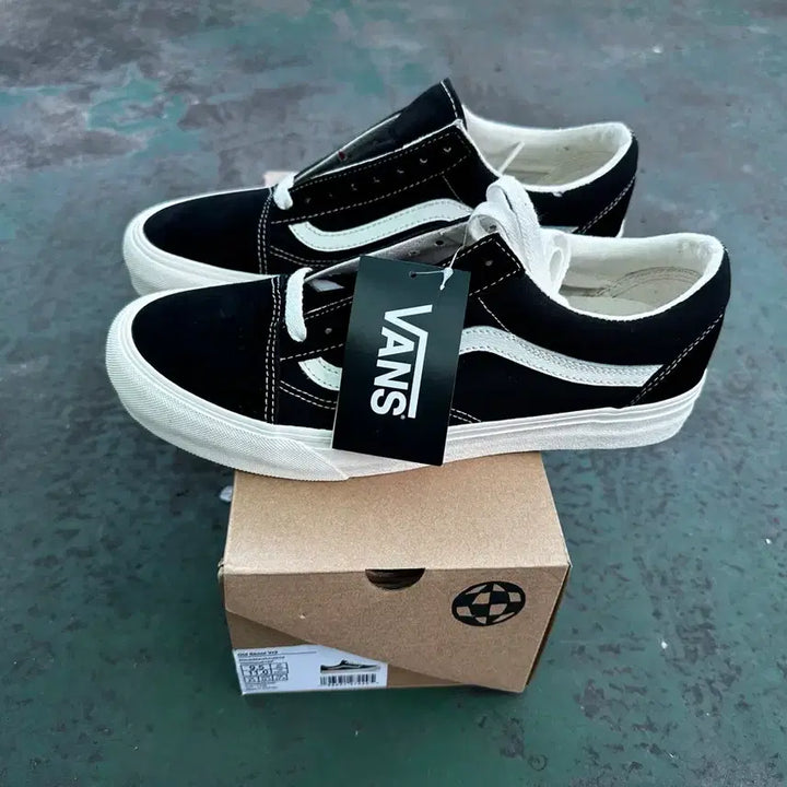 [BUNJANG] Vans Old Skool Black Sneakers 275mm / 반스 올드스쿨 블랙 스니커즈 275mm 새상품