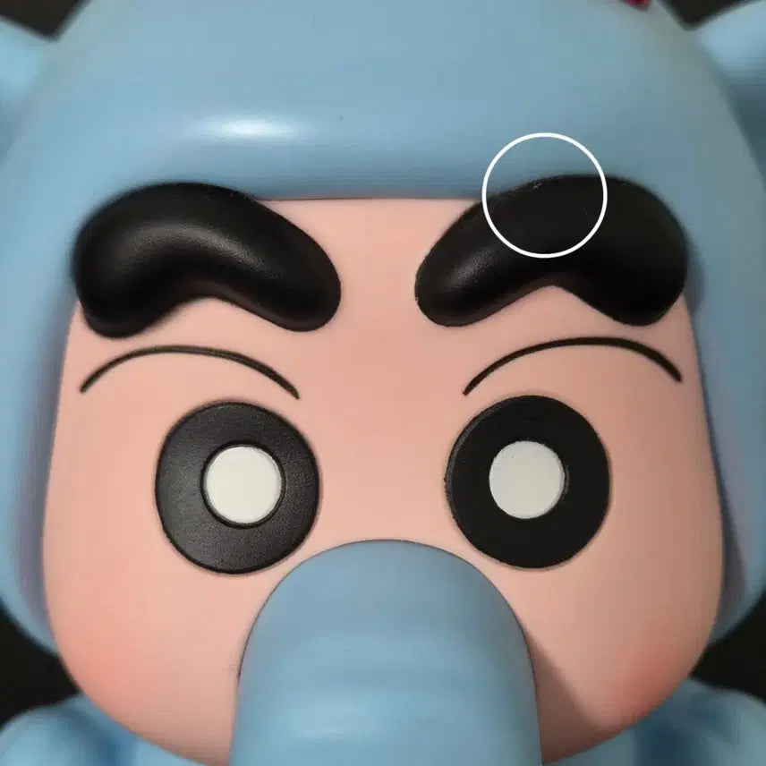 [BUNJANG] Crayon Shin-chan Elephant Crayon Shin-chan Figure (15cm) / 15cm 짱구 피규어 코끼리 짱구