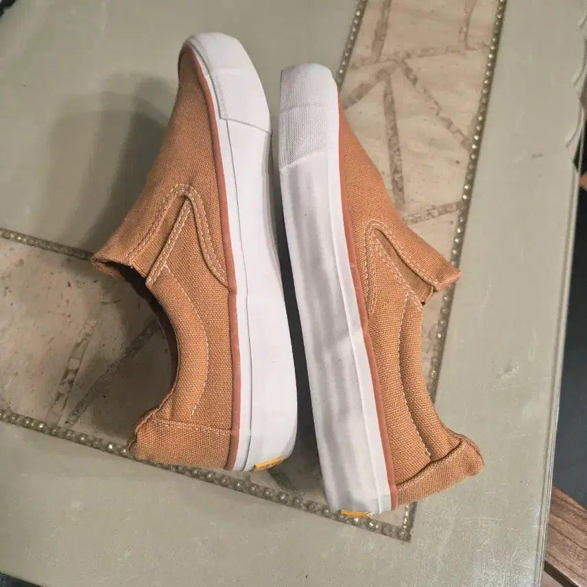 [SOLD OUT] 내셔널지오그래픽 아동 슬립온 오렌지색 세탁완료