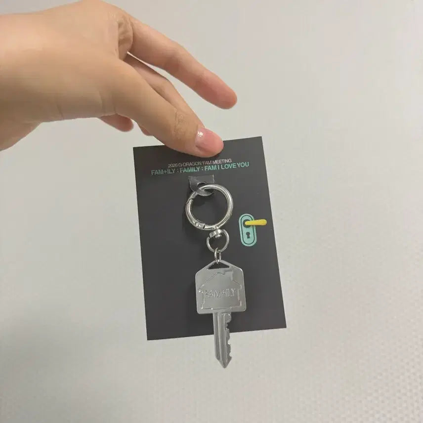 [BUNJANG] G-Dragon Fan Meeting Keyring / 지드래곤 팸미팅 키링