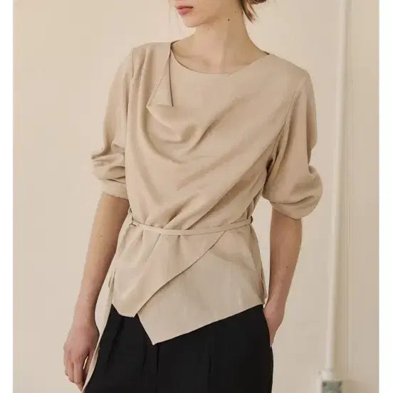 [BUNJANG] LETQSTUDIO Drape Layered Blouse / LETQSTUDIO 드레이프 블라우스