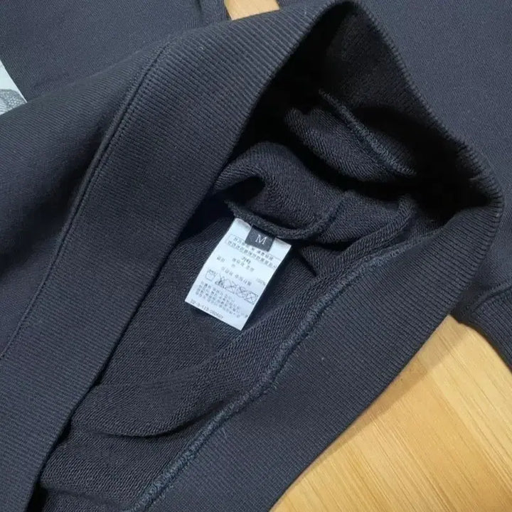 [BUNJANG] Manylongk MTM Black M Size / 매니롱크 맨투맨 5천원