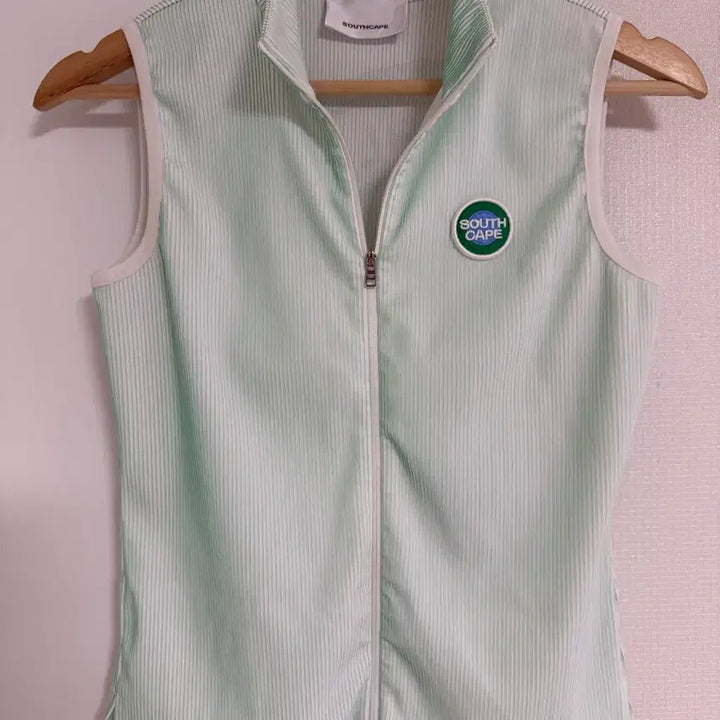 [SOLD OUT] 사우스케이프 민트 스트라이프 조끼티셔츠