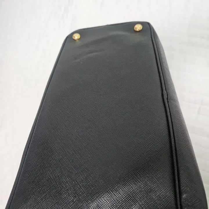 [SOLD OUT] [A급] Prada 사피아노 BN2274 블랙 금장 / 정품보증 / 65
