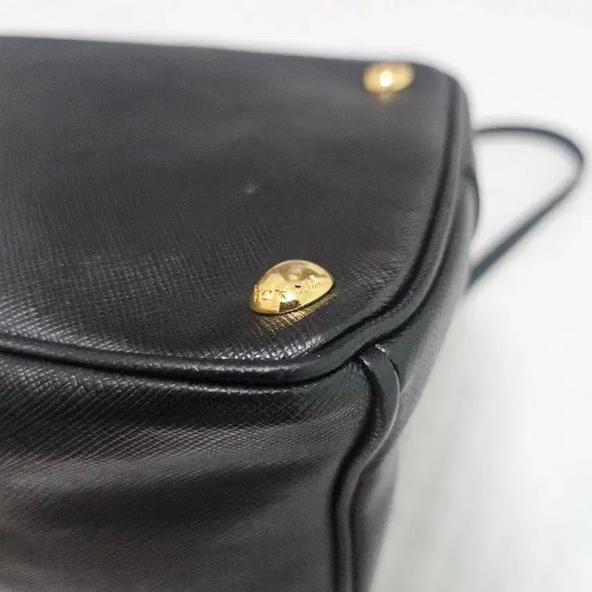[SOLD OUT] [A급] Prada 사피아노 BN2274 블랙 금장 / 정품보증 / 65